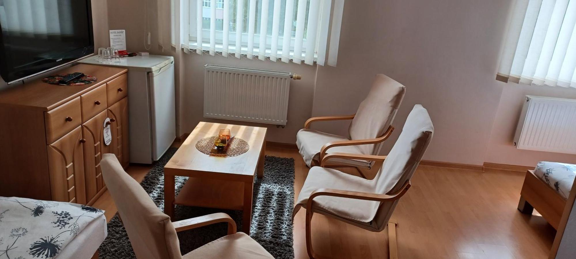 Hotel Banik Handlova Bagian luar foto